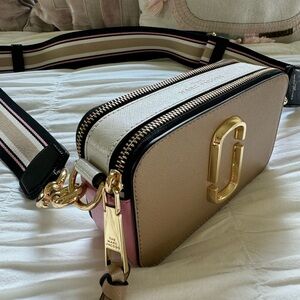 Tan, Pink, and Black Marc Jacobs Snapshot bag